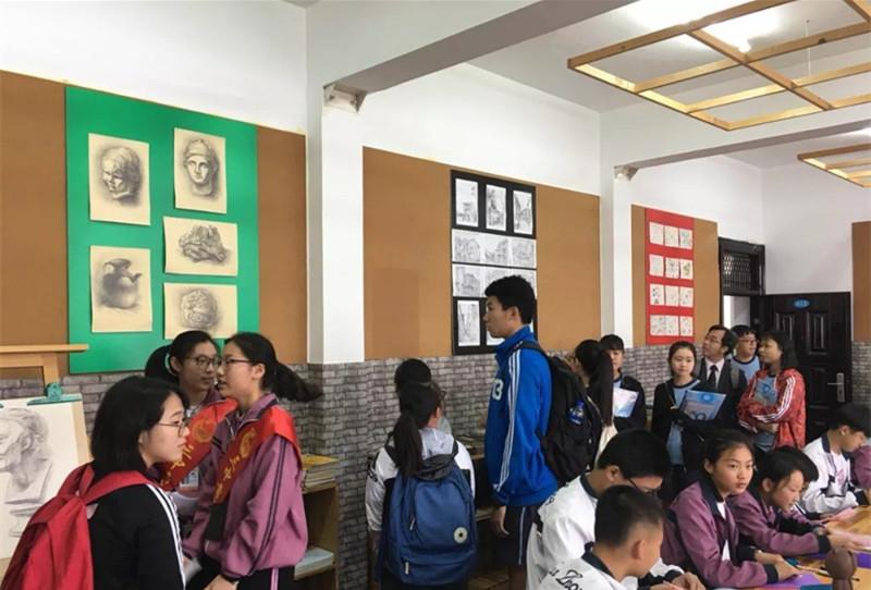 三中三澳門，探索與解析，三中三澳門，深度探索與解析