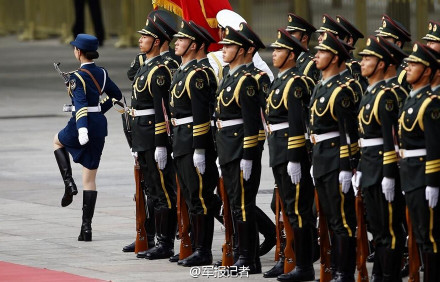儀仗隊(duì)隊(duì)長(zhǎng)，職責(zé)、角色與SEO優(yōu)化策略探討，儀仗隊(duì)隊(duì)長(zhǎng)職責(zé)與角色及SEO優(yōu)化策略探討