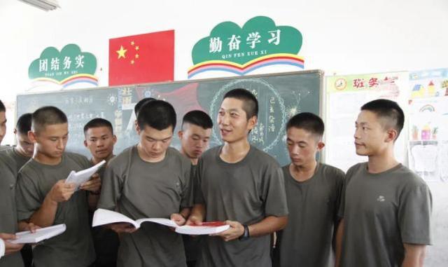 深度解析，為什么不建議報(bào)考國防科技大學(xué)，深度解析，報(bào)考國防科技大學(xué)的潛在考慮與權(quán)衡