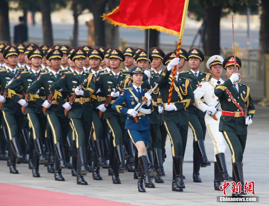 三軍儀仗隊(duì)高清大圖，展現(xiàn)榮耀與威嚴(yán)的壯麗畫卷，三軍儀仗隊(duì)壯麗畫卷，榮耀與威嚴(yán)的高清展示
