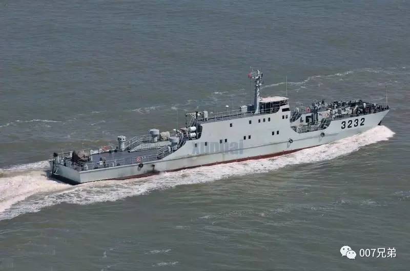 揭秘中國(guó)海軍的得力干將——074A型登陸艦，揭秘中國(guó)海軍的得力干將，074A型登陸艦戰(zhàn)力解析