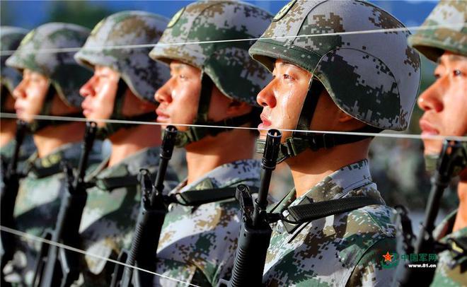中國(guó)先進(jìn)軍事力量，展現(xiàn)新時(shí)代的國(guó)防實(shí)力，中國(guó)先進(jìn)軍事力量，展現(xiàn)新時(shí)代的國(guó)防風(fēng)采
