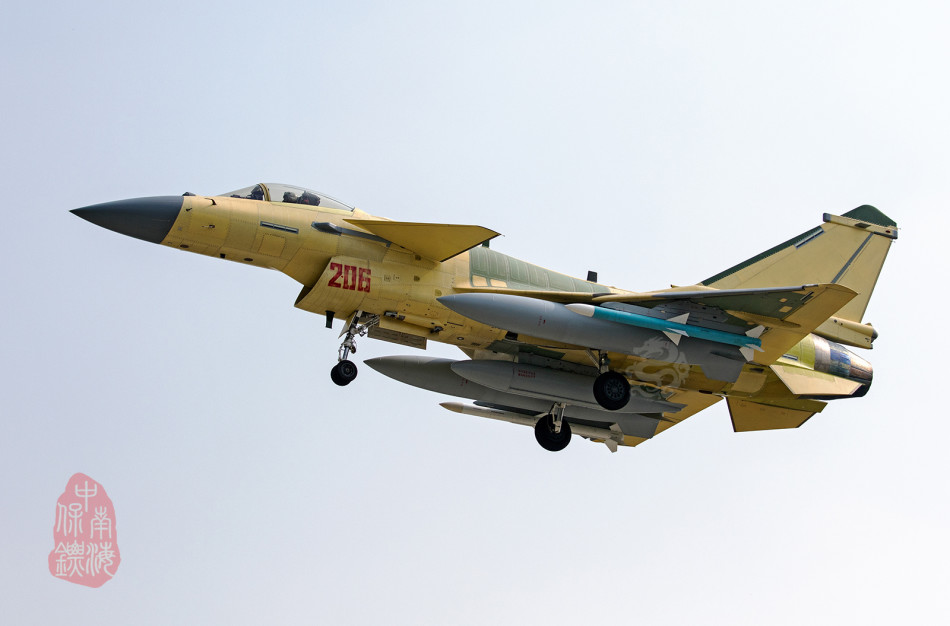 殲10的原型機是什么？深度解析中國空軍的主力戰(zhàn)斗機起源，揭秘殲10原型機，深度解析中國空軍主力戰(zhàn)斗機起源