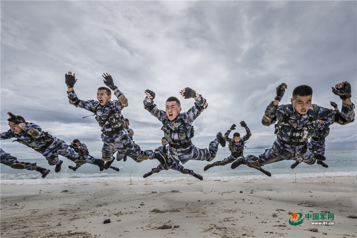 最新軍事圖片高清壁紙，展現(xiàn)現(xiàn)代軍事力量之美，現(xiàn)代軍事力量之美，高清壁紙軍事圖片展示