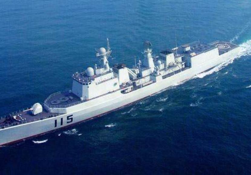 巡洋艦與驅(qū)逐艦，誰(shuí)更勝一籌？，巡洋艦與驅(qū)逐艦，誰(shuí)更勝一籌？比較分析揭秘答案