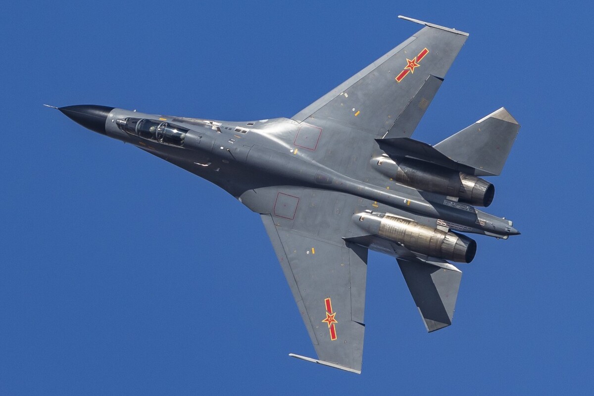 殲-11戰(zhàn)斗機(jī)深度解析資料，殲-11戰(zhàn)斗機(jī)深度解析與性能探討