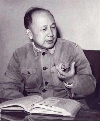 錢學(xué)森的成就和貢獻(xiàn)，偉大的科學(xué)家的一生，錢學(xué)森的偉大成就與科學(xué)貢獻(xiàn)，一生獻(xiàn)身于科學(xué)事業(yè)的光輝歷程