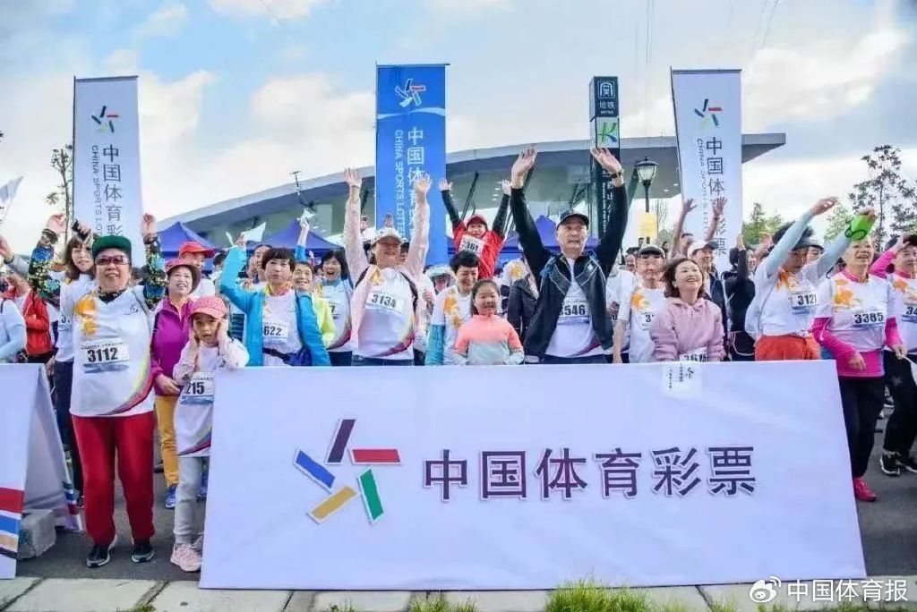新澳門一碼一肖一特一中鳳凰體育彩票——探索彩票背后的秘密，新澳門彩票背后的秘密，一碼一肖一特一中與鳳凰體育彩票解析