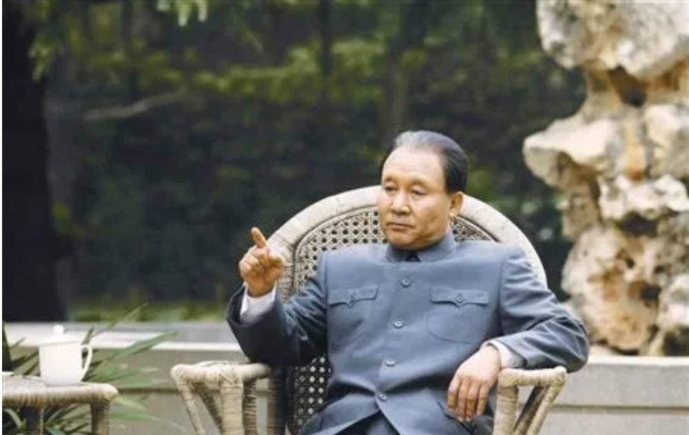 曾道道人資料免費(fèi)大全，探索個(gè)人經(jīng)歷與成就的奧秘，曾道道人資料大全，揭秘個(gè)人經(jīng)歷與成就奧秘