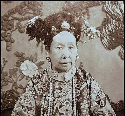 揭秘劉伯溫精準一肖的神秘面紗，劉伯溫精準預(yù)測生肖之謎揭秘