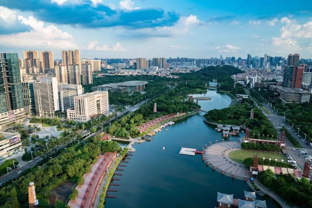 澳門正版免費資源展望，邁向未來的精準服務(wù)體驗（2025展望），澳門正版資源展望，邁向精準服務(wù)體驗的未來之路（2025年展望）