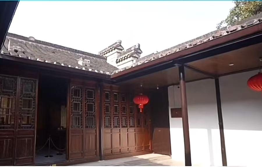 江澤民故居面向社會(huì)公眾開(kāi)放，歷史文化的傳承與展示，江澤民故居開(kāi)放，歷史文化的傳承與展示之旅