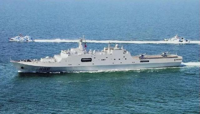 052C型導(dǎo)彈驅(qū)逐艦