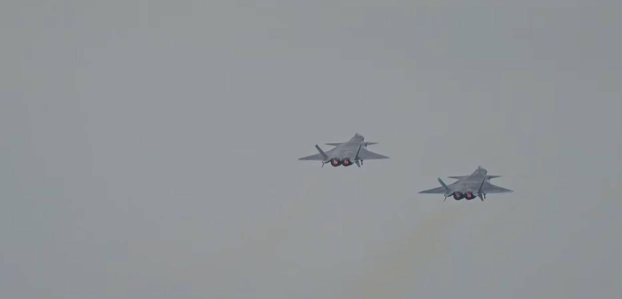 殲-20飛行速度，揭秘中國新一代隱身戰(zhàn)斗機的速度與性能優(yōu)勢，揭秘殲-20隱身戰(zhàn)斗機的速度與性能優(yōu)勢