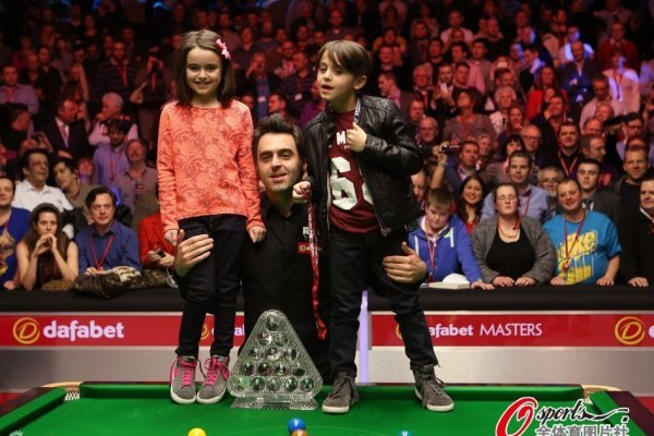 澳門最快開獎(jiǎng)現(xiàn)場直播，實(shí)時(shí)體驗(yàn)與獨(dú)家解讀，澳門開獎(jiǎng)直播，現(xiàn)場速遞、實(shí)時(shí)體驗(yàn)與獨(dú)家解讀