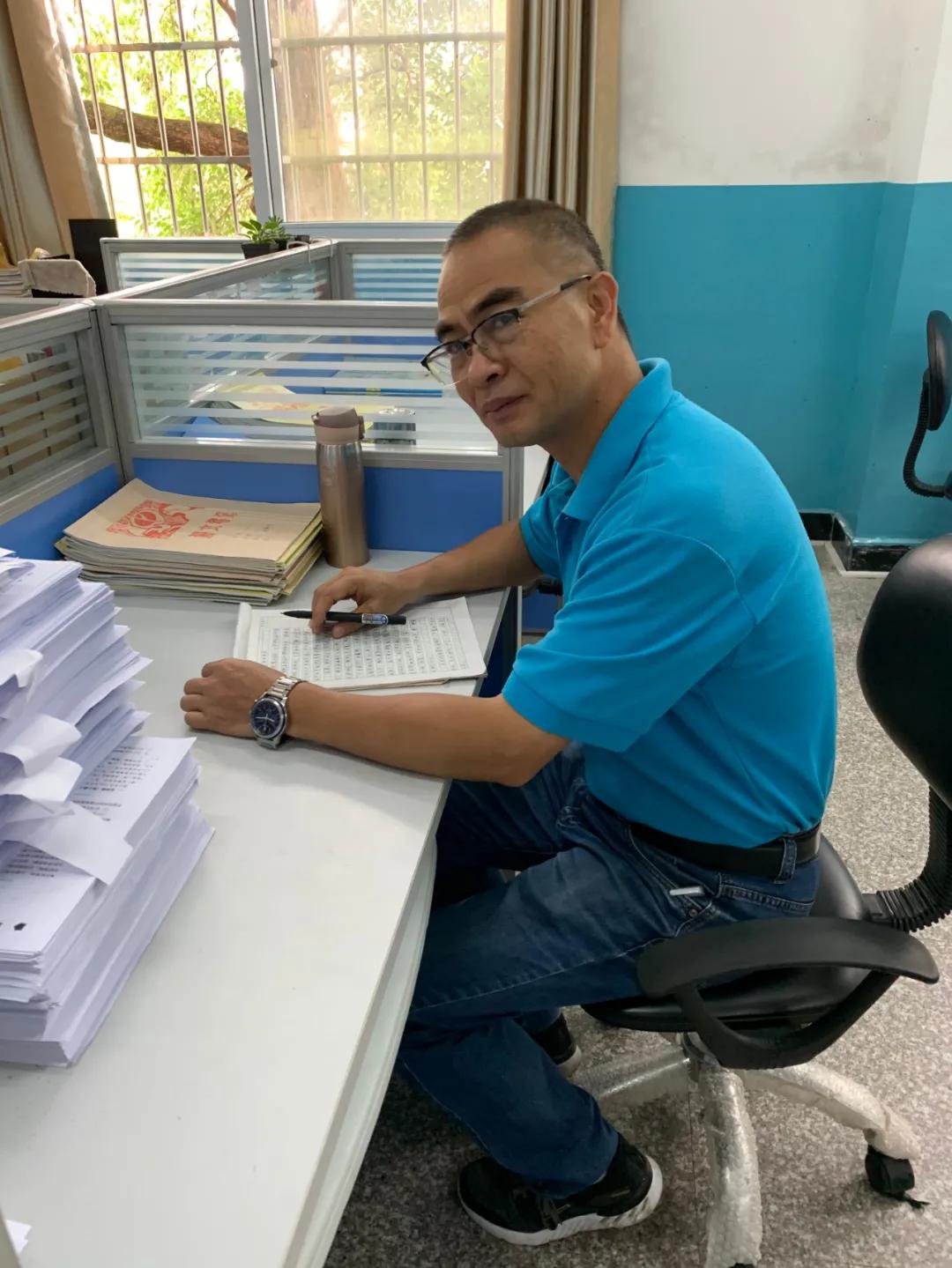 一肖拖一肖二中二組合分析，有多少組可能性？，一肖拖一肖二中二組合解析，可能性組合數(shù)量探究