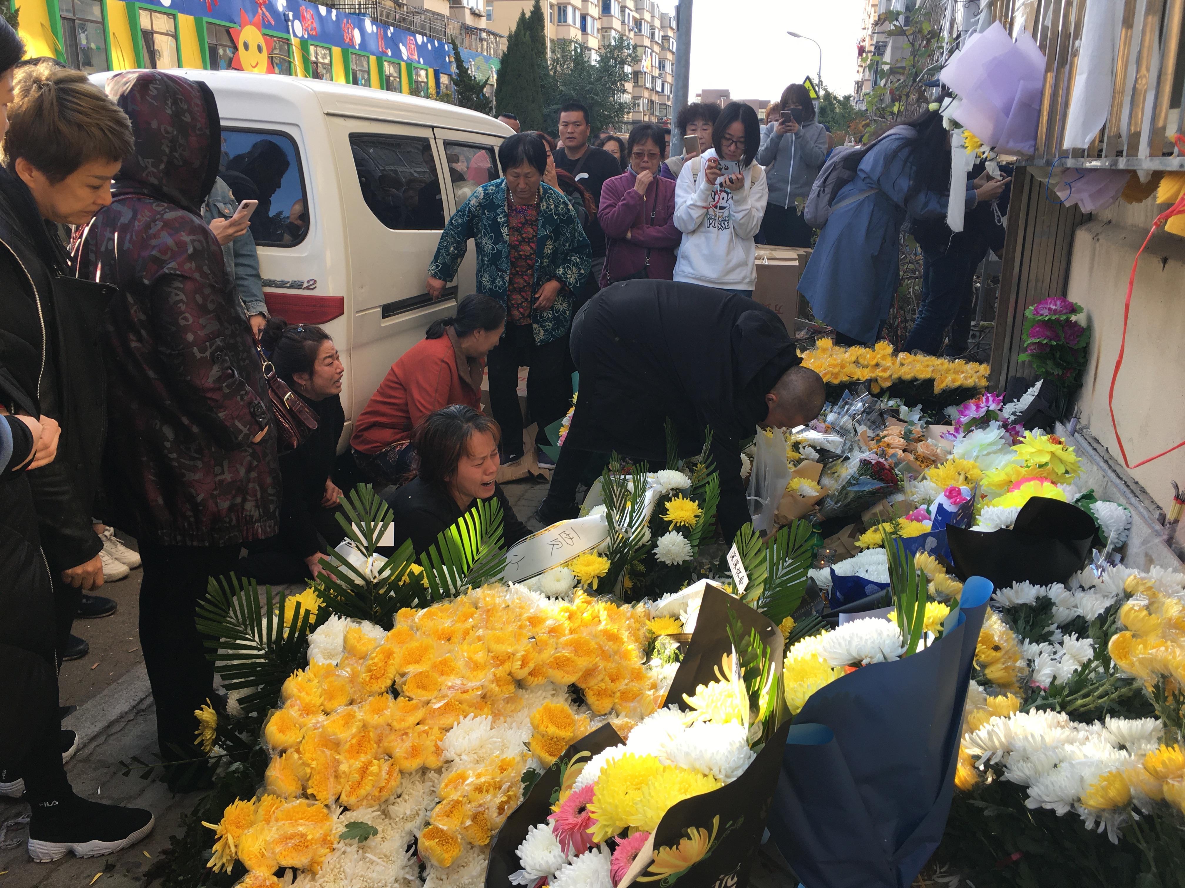 殲-10女飛行員英勇犧牲，永恒致敬她的遺志，殲-10女飛行員英勇犧牲，永恒致敬，傳承英雄遺志