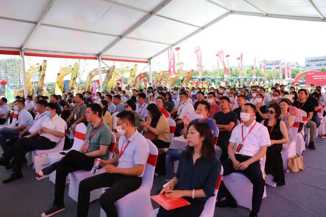 新澳門(mén)最精準(zhǔn)正最精準(zhǔn)龍門(mén)——探索澳門(mén)的魅力與機(jī)遇，澳門(mén)魅力與機(jī)遇探索，新澳門(mén)最精準(zhǔn)龍門(mén)