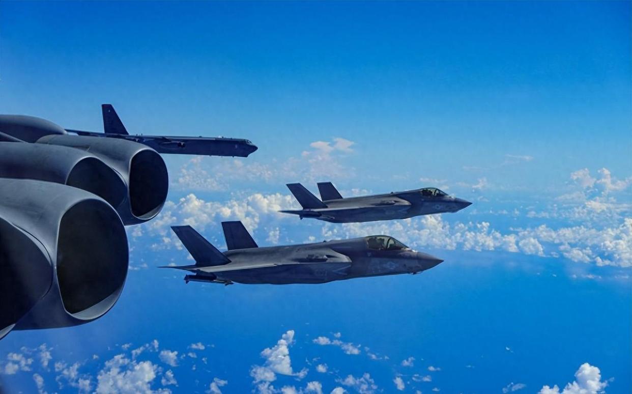 軍事熱點新聞，全球軍事動態(tài)深度解析，全球軍事動態(tài)深度解析，軍事熱點新聞一覽