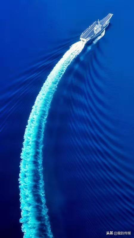 中國(guó)海軍航母最新消息，展現(xiàn)強(qiáng)大實(shí)力與不斷前行的步伐，中國(guó)海軍航母最新動(dòng)態(tài)，實(shí)力展現(xiàn)與不斷前行的步伐