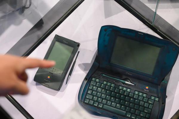 劉伯溫資料四肖選一肖，揭秘傳奇人物劉伯溫的一生，揭秘傳奇人物劉伯溫的一生，四肖選一劉伯溫資料全解析