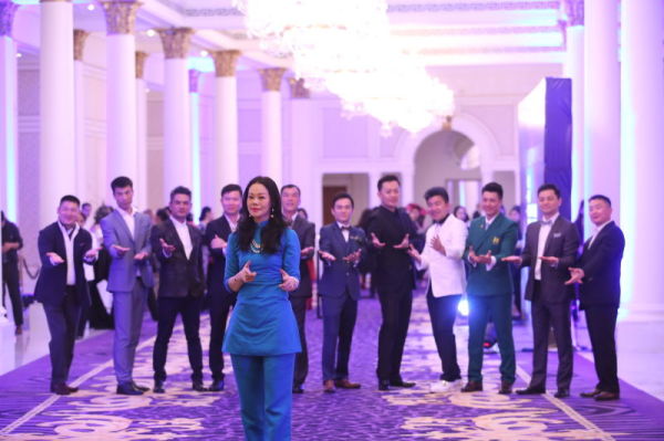 六肖期期中特一王中王，揭秘生肖運(yùn)勢與成功秘訣，揭秘生肖運(yùn)勢與成功秘訣，六肖期期中特一王中王的秘密探尋