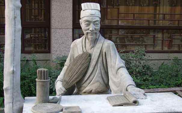 劉伯溫比喻一生肖，智慧之光的象征，劉伯溫的智慧象征生肖——智慧之光的引領(lǐng)者